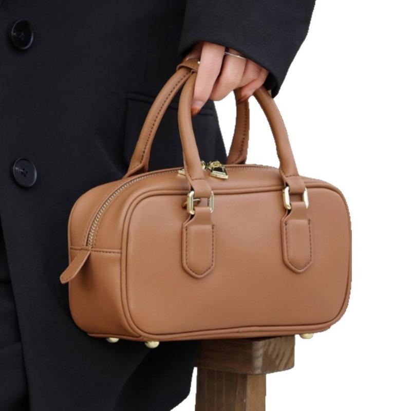 Bowlingová taška, Taška na polštářek do výklenku, Malá kabelka, Jednoramenná crossbody taška z pravé kůže