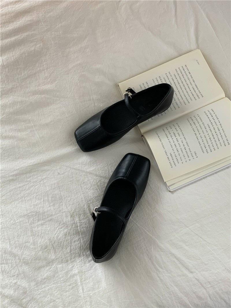 

Мэри Джейн с модными одинарными туфлями для женщин 2025 года, летняя новинка, интернет-знаменитость, неглубокая мягкая подошва, удобные плоские шапочки 35 чёрный