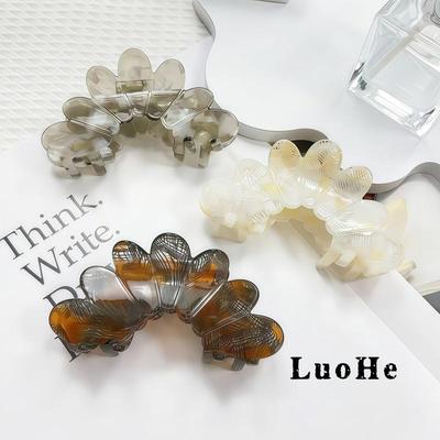 Elegant Large Petal Acetate Semicircle Hair Clip for Women - Temperament Shark Claw Headwear