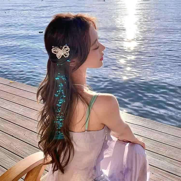 Korean Pearl Flower Retro Hair Clip: Elegant Side Bangs Accessory with Unique Design