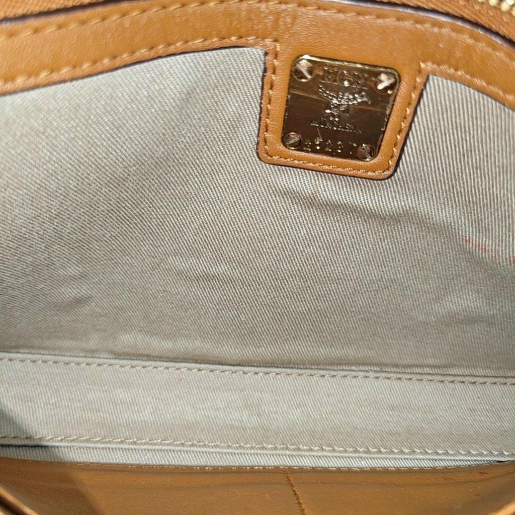 [Pre-Owned] Millie Visetos Classic Monogram Print Light Trendy Cool Girl Flap Chain Crossbody Bag Medium - Good #16H174W