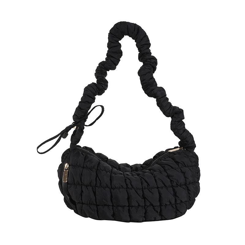 

Royal sister wind shoulder bag female Yin Enhui same simple commuter underarm bag 2025 new fashion messenger pleated bag чёрный