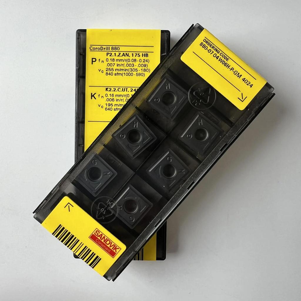 Original Sandvik / 880-0704W06H-P-GM 4024 /CNC CARBIDE Tool Blade 10 Pcs