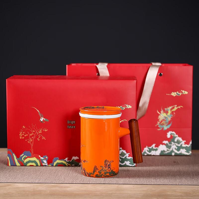 Elegant Ceramic Tea Brewing Mug