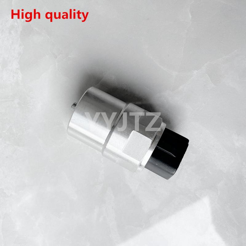 SMD 12 months warranty New odometer Speed Sensor For Hino 24V 8-25P MK421138 1 PCS