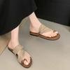 Fashion Women Flats Clip Toe Slippers Fashion Summer Shoes 2025 New Sandals Trend Causal Cozy Beach Flip Flops Walking Slides Zapatos