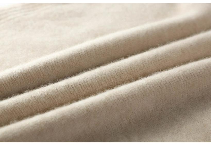 Women's High-Neck Wool Sweater: Solid, Thick, Loose Knit for Autumn/Winter. Versatile Base Layer.
