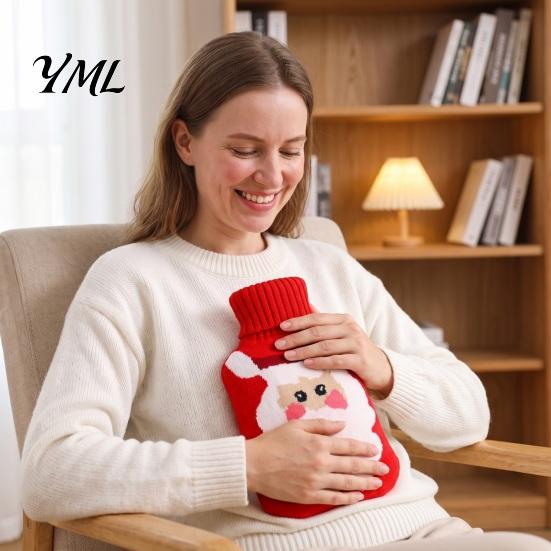 PVC Hot Water Bottle 1000/2000ML Christmas Bottle, Cartoon Bag with Knit Holiday Cover, Long Lasting Heat Retention, Winter Warm