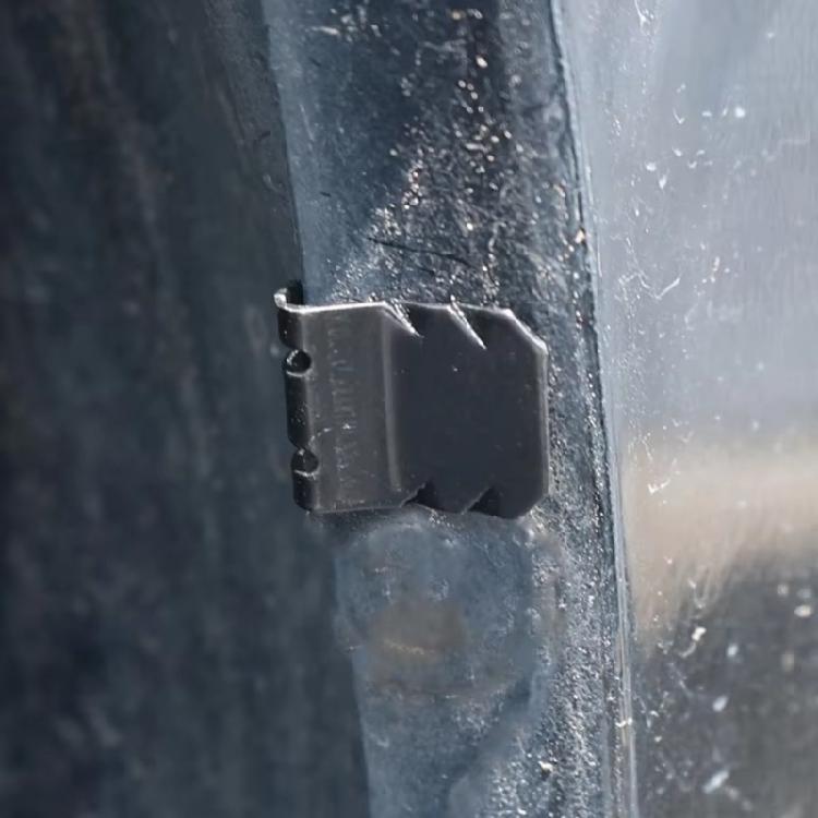 Opakowanie 10 klamer zaciskowych w kształcie litery U do klamer osłony silnika Łatwa instalacja Klipsy mocujące błotnik samochodowy Mocowanie błotnika