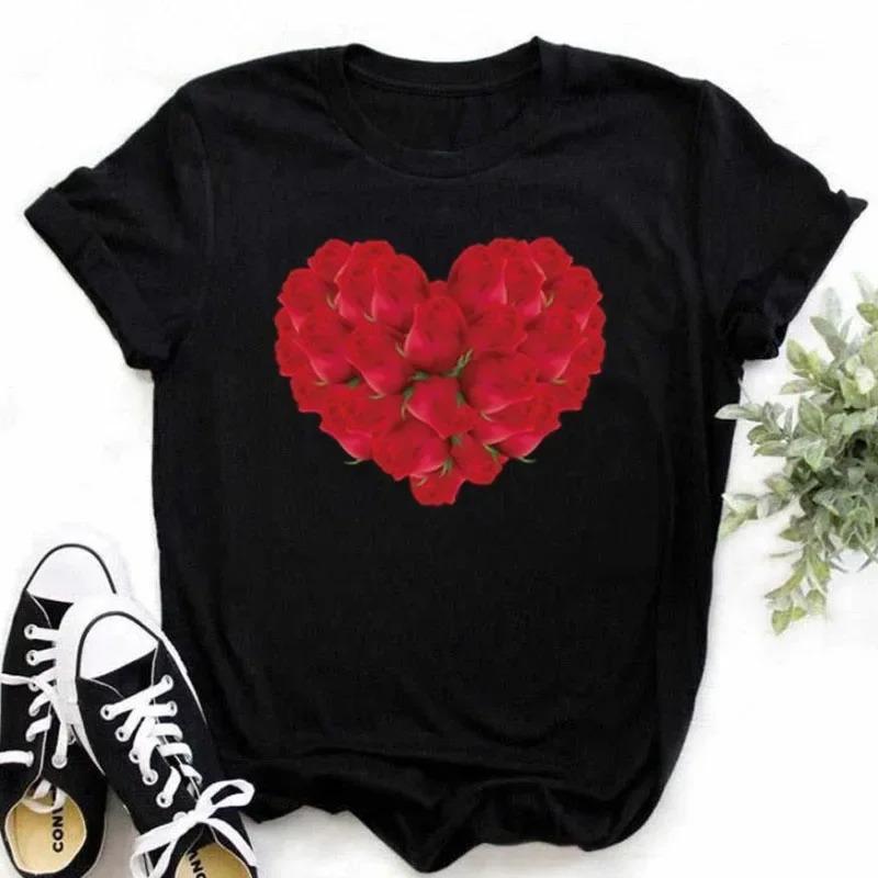 T-shirt Femme Imprimé Cœur Papillon Coloré Plume Rose Haut Décontracté Manches Courtes Pour Passionnés de Mode