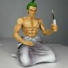 Neues Knieendes Bademantel Roronoa Zoro One Blade Flow Box-Set Anime-Statue Handgefertigtes Modell Schreibtisch-Sammlung Ornament Geschenk