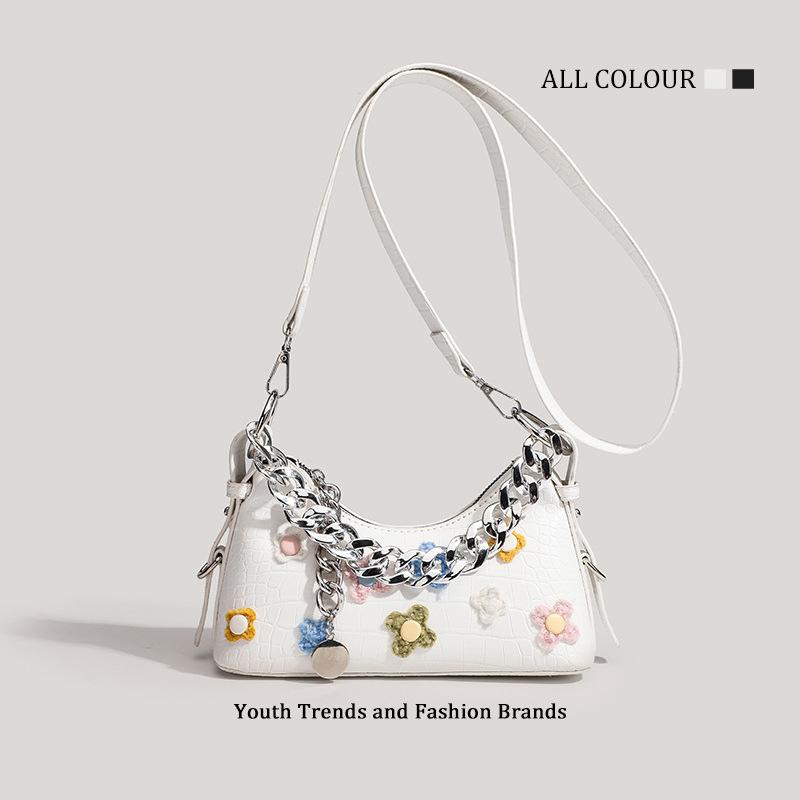 

Popular flower bag premium texture niche underarm messenger bag
