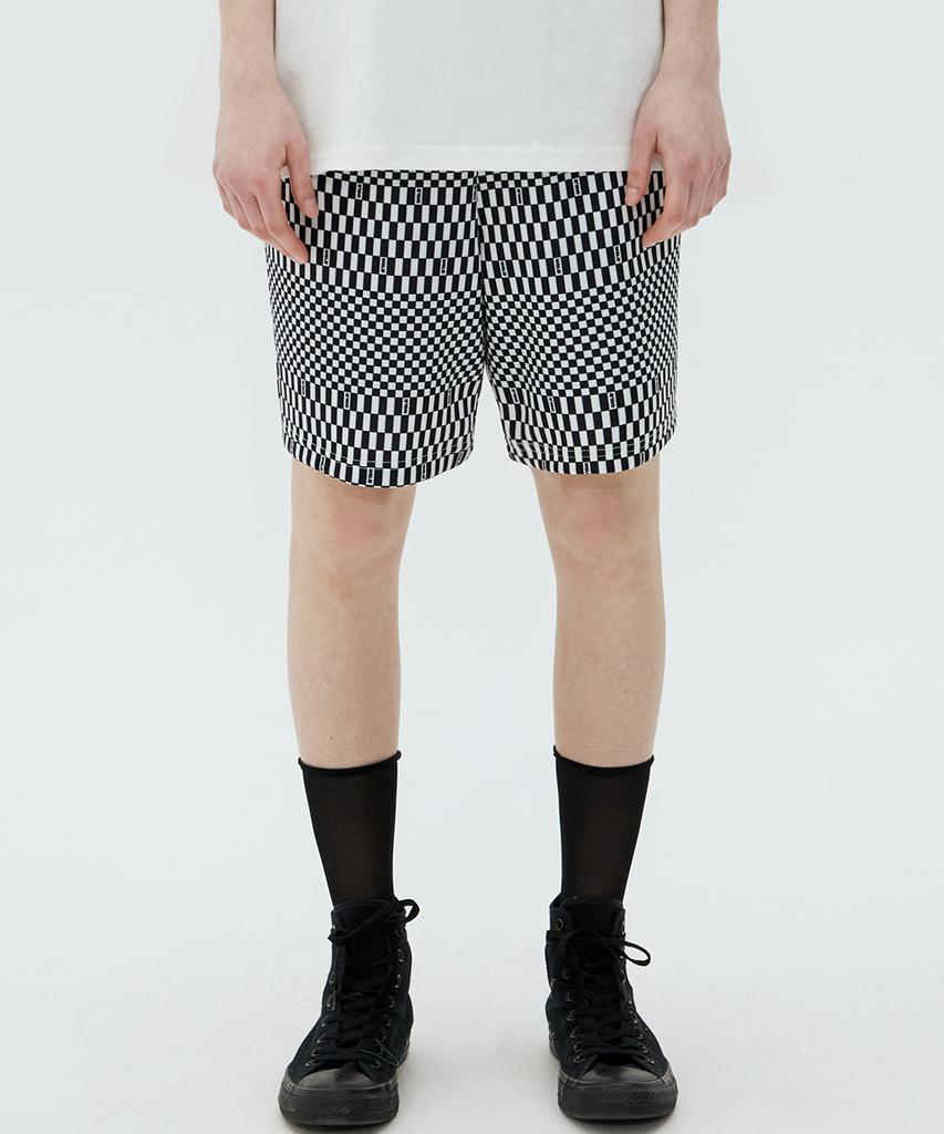 MATCHGLOBE Check Elastic Shorts (Black)