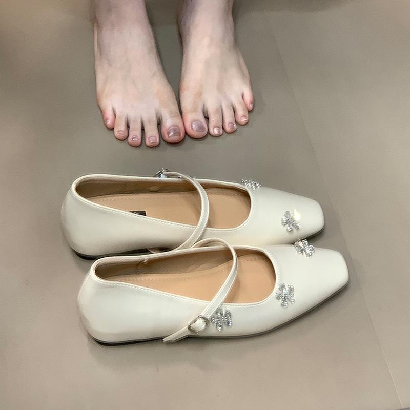 

Версия из мягкой кожи~ Французское слово из страз с туфлями Мэри Джейн осень новинка корейская версия мелкий вырез внутренняя высота увеличение одинарные туфли женские 40