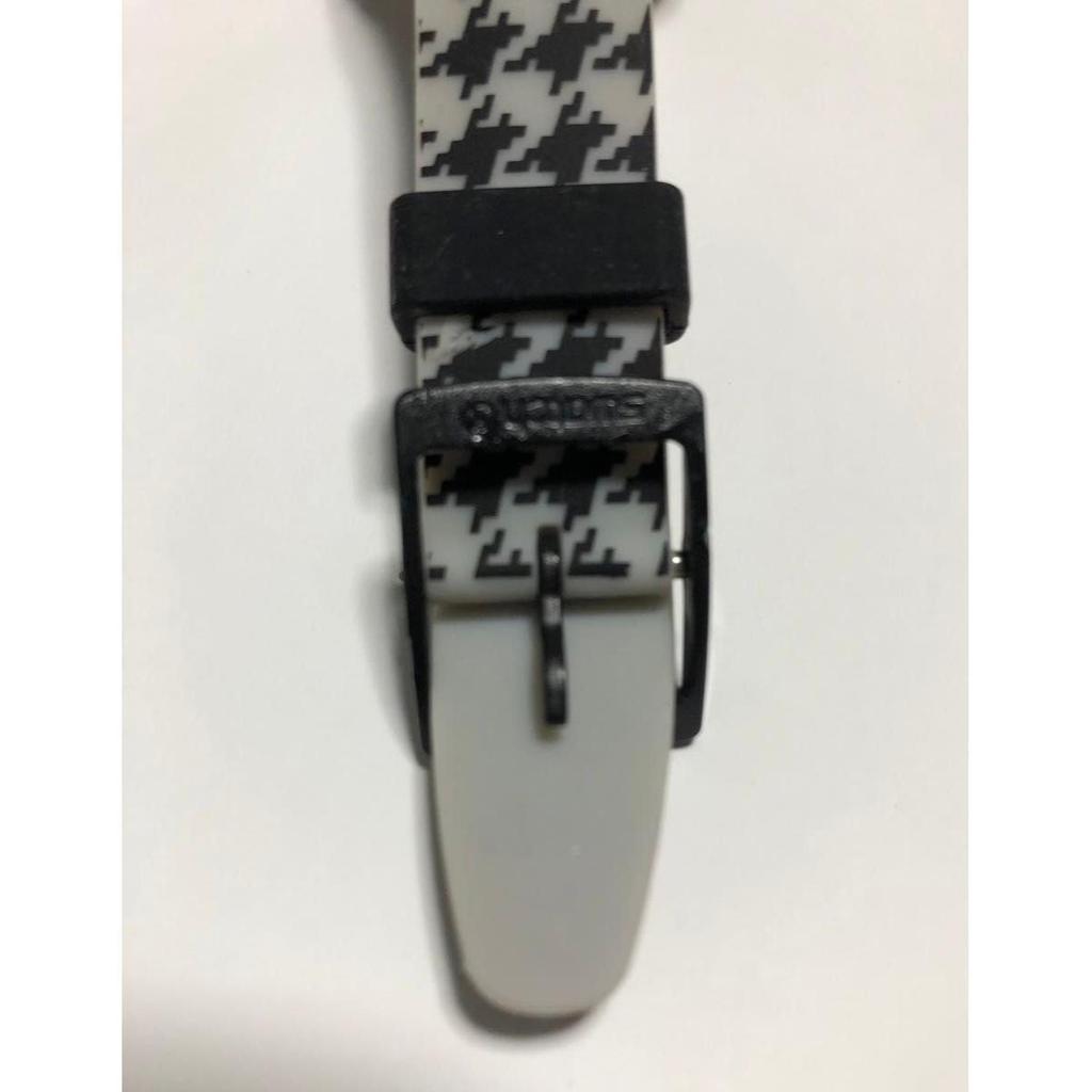 Used Swatch GB271 Houndstooth Band