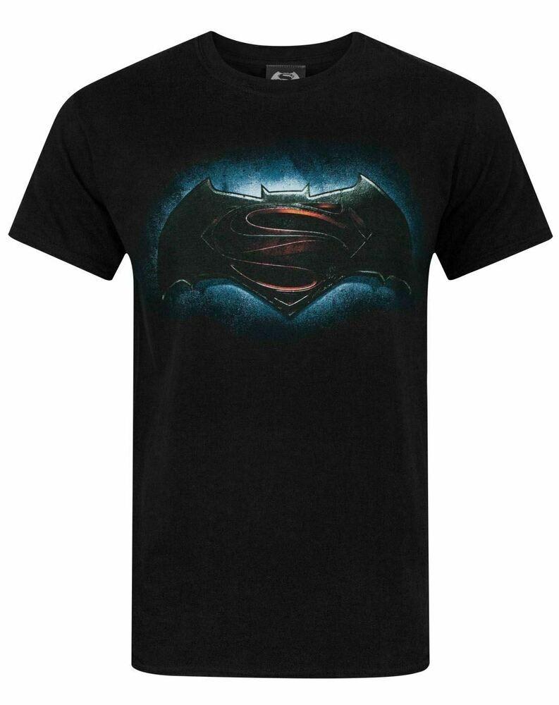 

Batman Vs Superman Logo T-Shirt