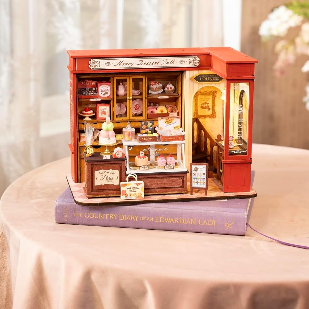 Tsukurundesu Miniature Dollhouse DG Series Patisserie DIY Kit with Japanese Instructions