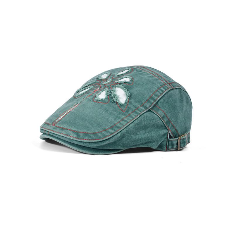 British Vintage Denim Beret With Floral Embellishments For Spring And Summer Fashion