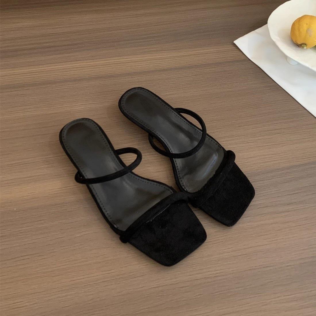 

New retro slippers lazy and comfortable outer wear one-word drag versatile open-toed sandals 40 чёрный