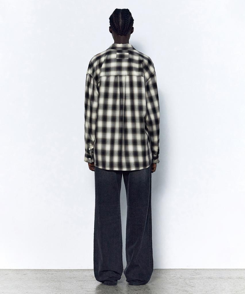 INSILENCE WOMEN Sleek Check Oversized Shirt Black