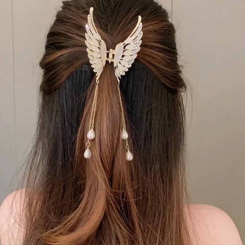 Fashion Metal openwork Hair Claw Butterfly Hair Clips for Women Girl Elegant Ponytail Claw Clip Vintage Hairpin Hair Accessories