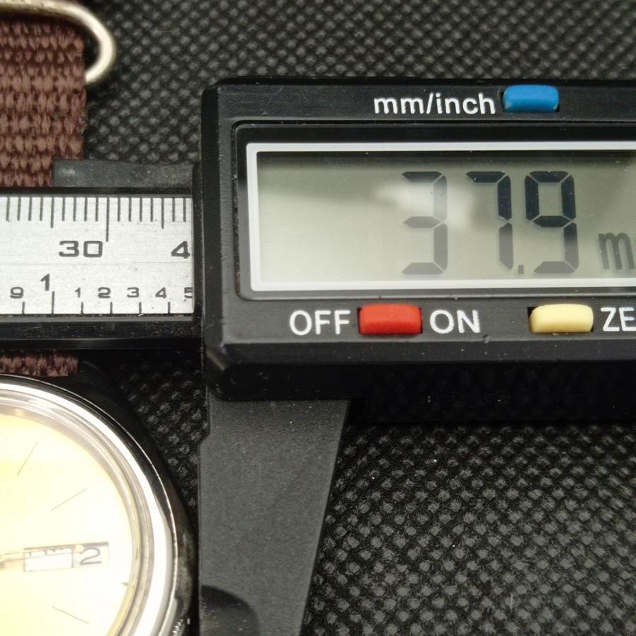 USED JAPAN SEIKO 5 AUTOMATIC 7009A MENS OLD ORIGINAL DIAL WATCH a416126-2 R10621f-a416126