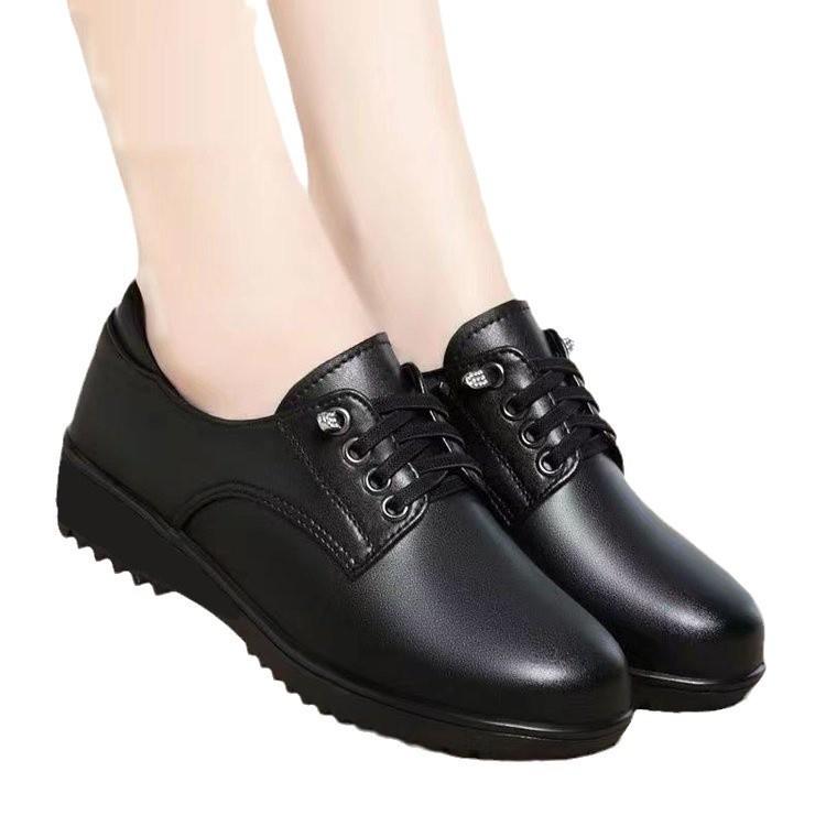 2025 new soft-soled single shoes female mother single shoes comfortable and non-slip middle-aged and elderly spring and autumn flat-soled women's dee