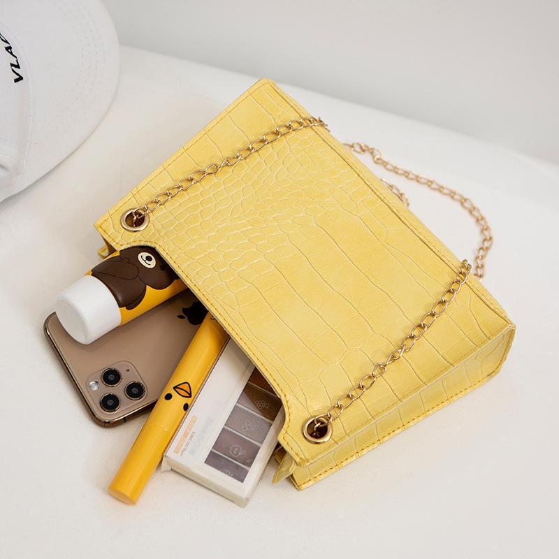 Crocodile pattern small bag, new women's bag, shoulder messenger bag, silk scarf small square bag, chain mobile phone bag.