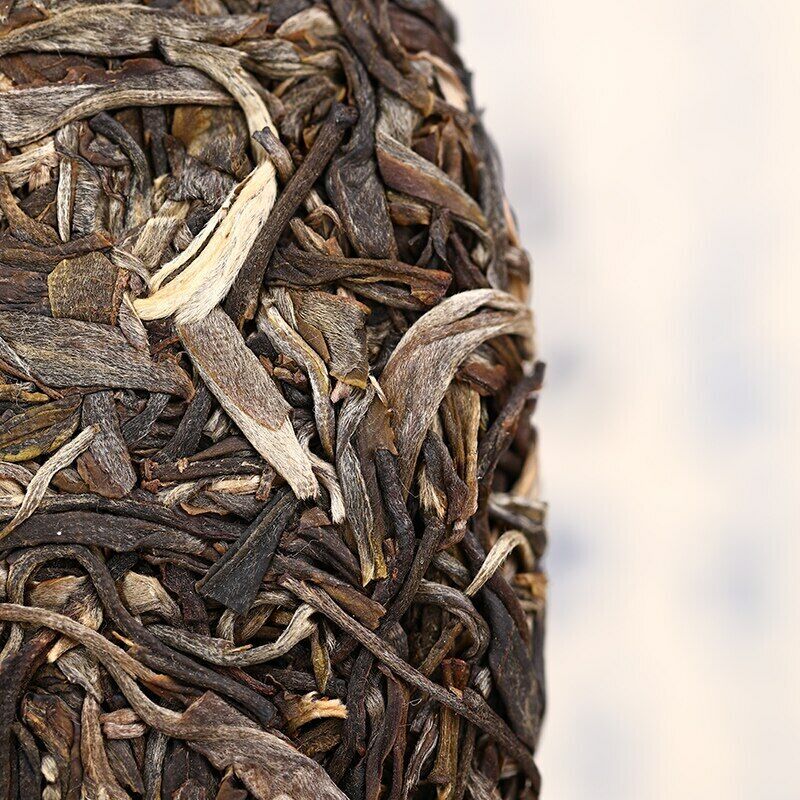 2020 Old Comrade Old Raw Puer Tea Cake 400g Liang Pin Ling Qi Shen Puer Tea