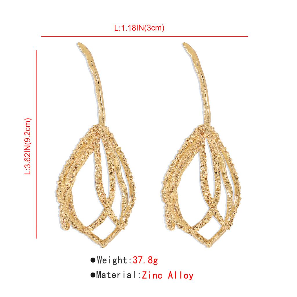 Cross Border Exaggerated 3D Geometric Earrings Heavy Metal Style Flower Design Runway Party Fashion Ear Jewelry