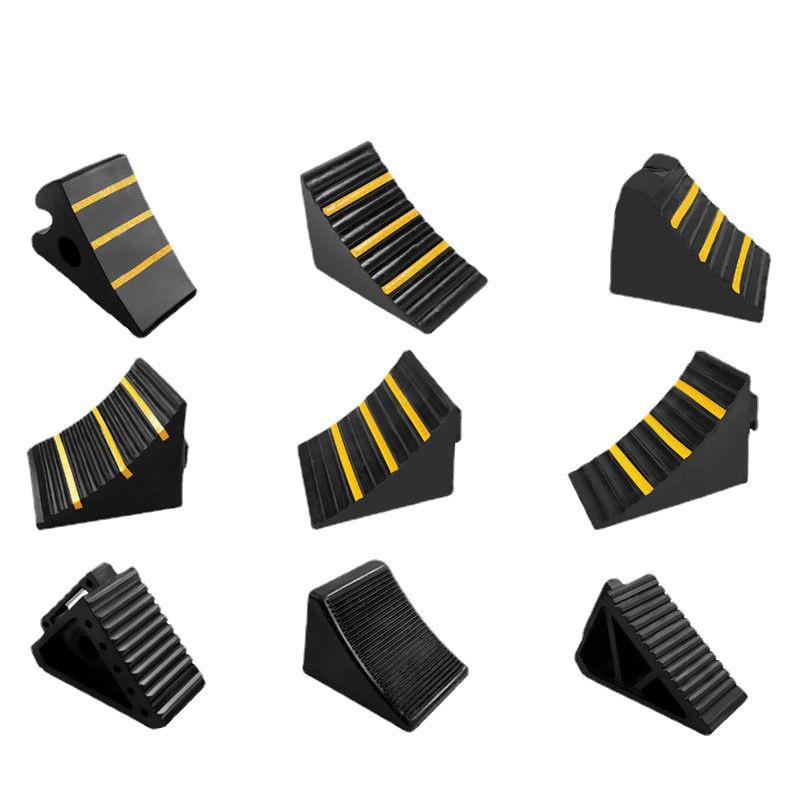 Anti-Slip Rubber Wheel Chocks & Wooden Ramp Pads - Portable Car Anti-Roll Stoppers