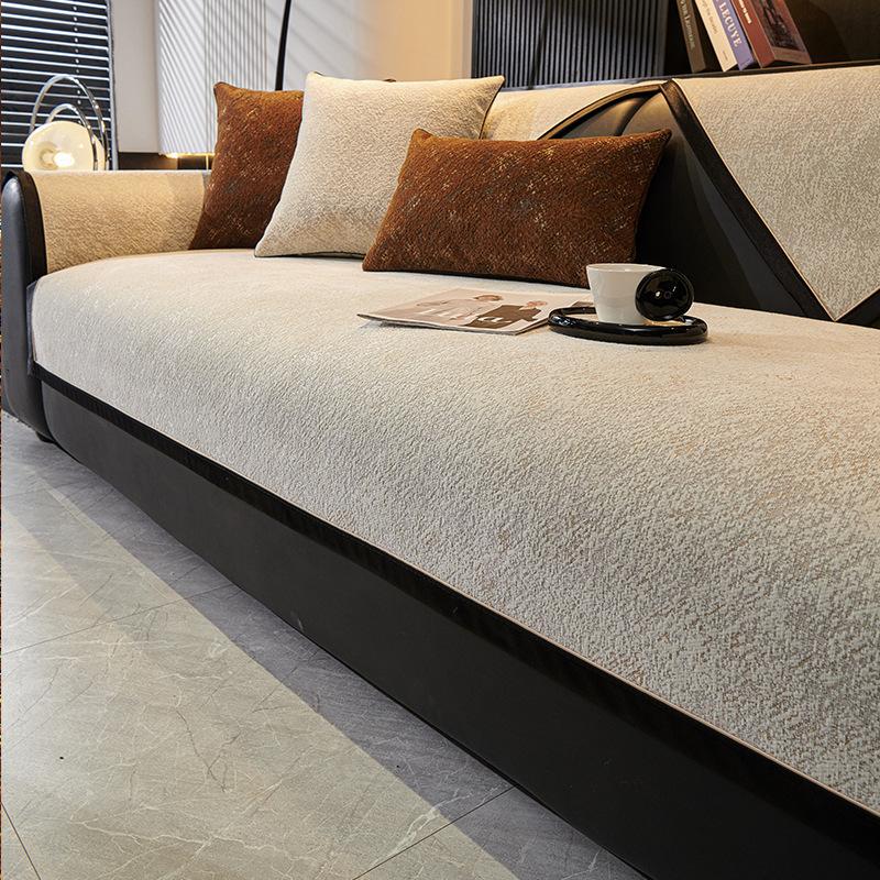 

Роскошная Подушка для Дивана Премиум-класса с Прямыми Краями Новая Фиксированная Нескользящая Защита от Царапин Когтями Кошек Кожаная Подушка для Сиденья Дивана Прямого Ряда 70*70cm