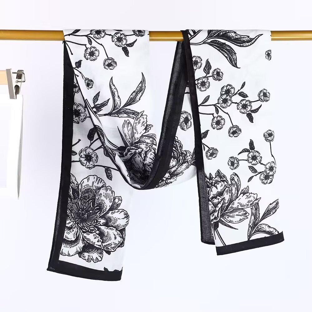 Elegant and fresh flower bushes cotton and linen velvet silk scarf sun protection and warmth autumn and winter shawl scarf women's high sense 181 * 8