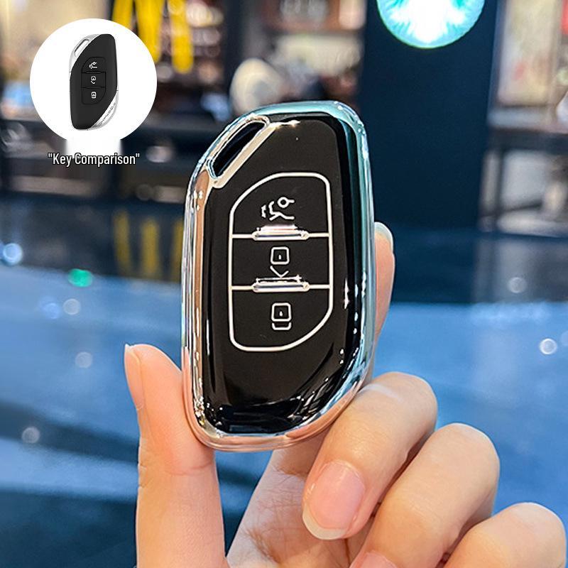 Dongfeng Fengxing T5 Evo/T5L Key Cover for Shengshi, New Yacht, and Thunder Models.