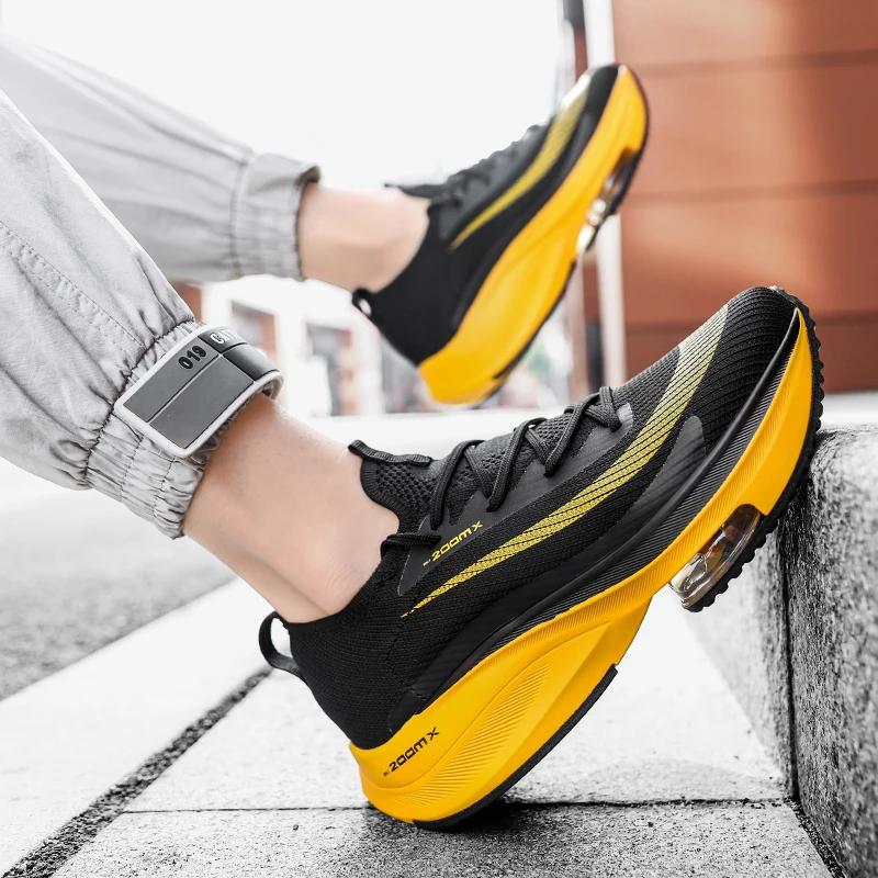 Men Unisex Sneakers Fashion Sneakers Round Trainer Race Toe Cushioning Running Shoes Breathable Lace Couple Women Tennis Shoes