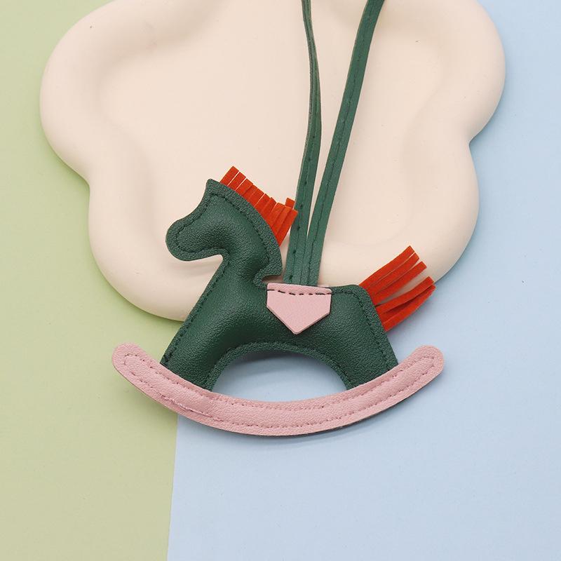 Cheie Breloc Cal Balansoar Farmec Piele PU Modă Bijuterii Noi Pentru Femei Creative Colorate Carusel Mașinuță Pandantiv Geantă Cheie