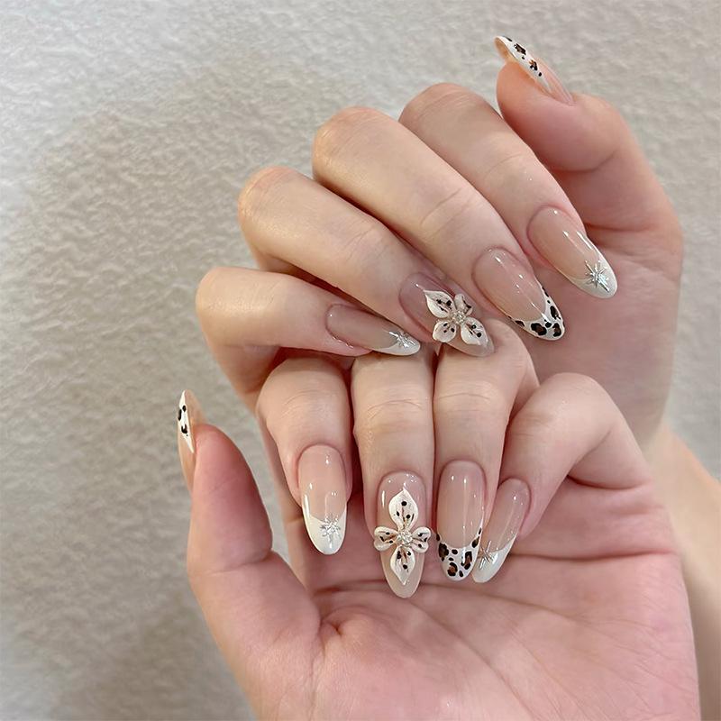 3D Stereo Floral Short Almond Nails with Leopard Print