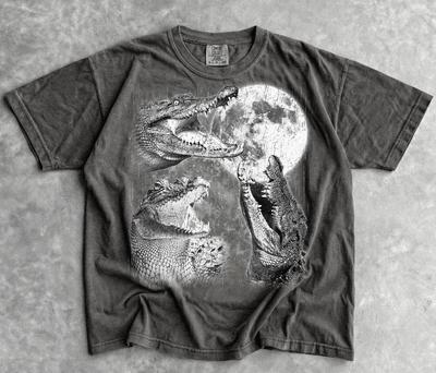 Alligator Full Moon Shirt, Retro Alligator Graphic Tee, Vintage Animal T-Shirt, Gator Lover Gift