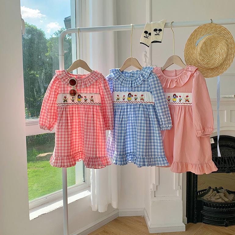 Princess Cartoon Embroidered Plaid Dress with Lotus Leaf Collar for Girls - Autumn 2026 Collection