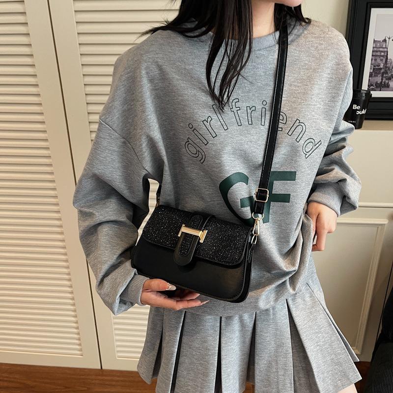 New High-end Texture Temperament Versatile Commuter Shoulder Underarm Bag Value Messenger Bag Beautiful Leisure