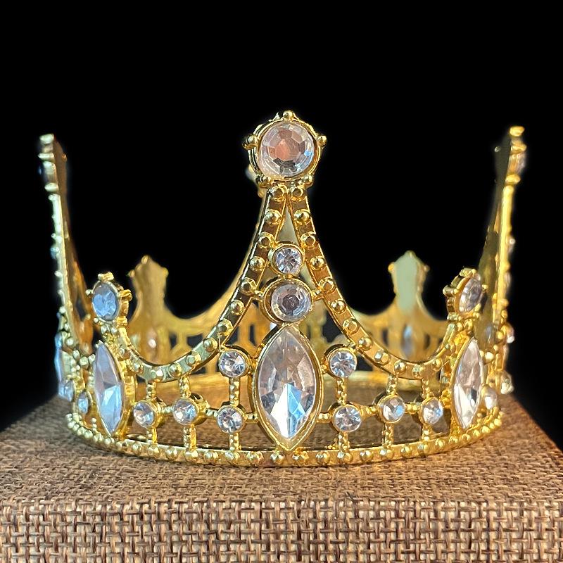 

Kid s Golden Princess Crown Headpiece for Birthday or Performance золотой