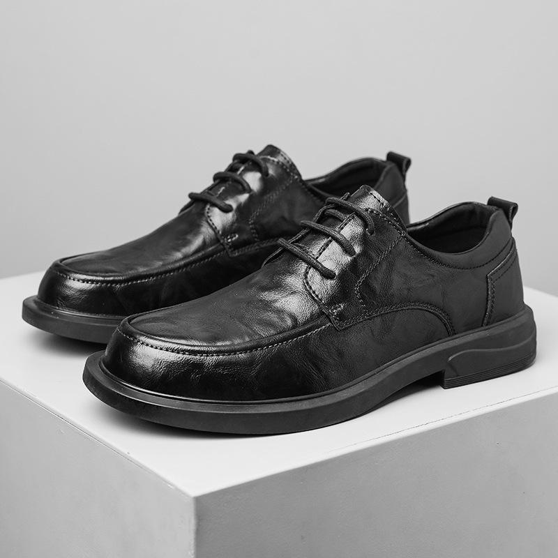 2026 Autumn and Winter British Retro Martin Boots Men's Round Head Lace-up Soft Sole Medium Help Tooling Leather Boots Genuine Leather Short Boots Men