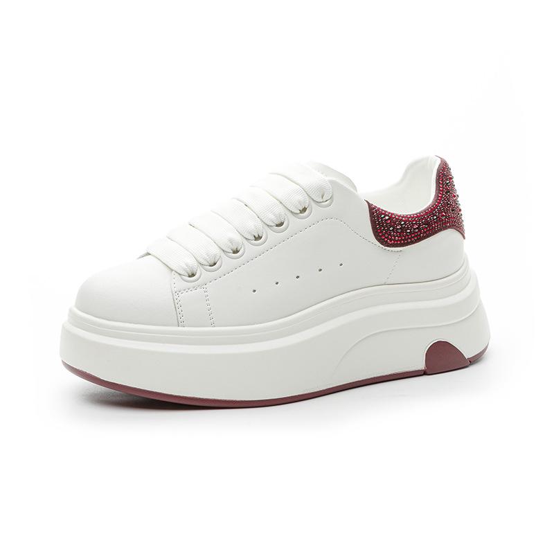 Love Korean Version Platform White Shoes Women's 2025 Spring New Casual Fashion Versatile Low-top Board Shoes Women's Trendy Shoes