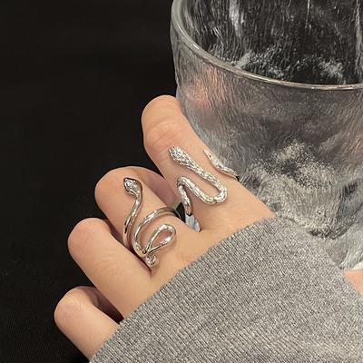 Bague Serpent Femme Design de Niche Personnalité Ouverture Index Doigt Luxe Léger Tendance Enroulement Réglable Luxe Léger