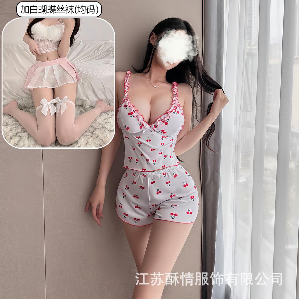 Crispy Cherry Floral Can Be Worn Outside, Sexy Suit, Free Suspender V-neck Plus Chest Pad Pajamas, Comfortable Home