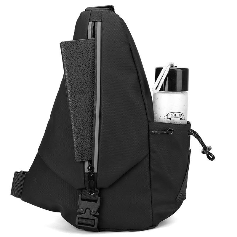 Banqi Road Men's Water Drop Breast Bag 2025 New Simple Fashion Large Capacity Crossbody Bag Men's Casual Travel Bag