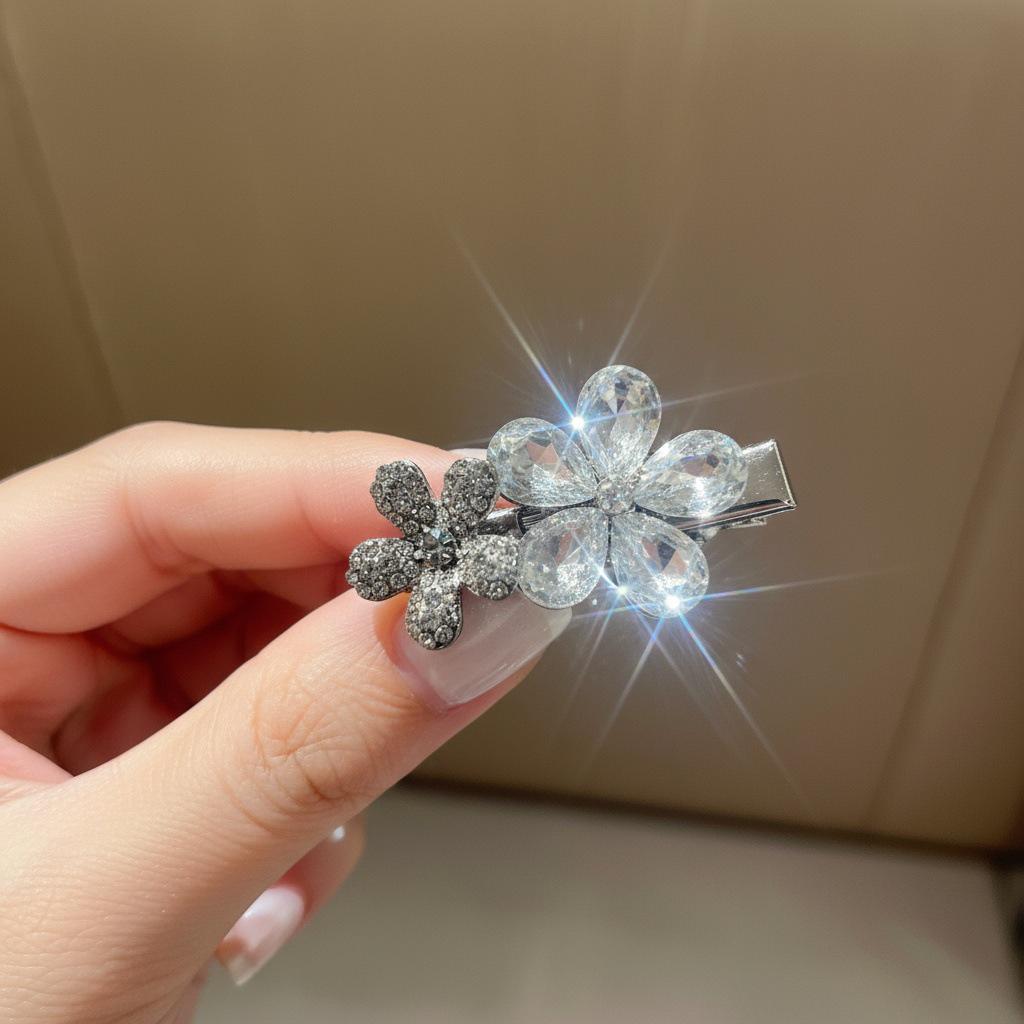 

Korean Vintage Crystal Black Rhinestone Flower Hair Clip for Women s Bangs
