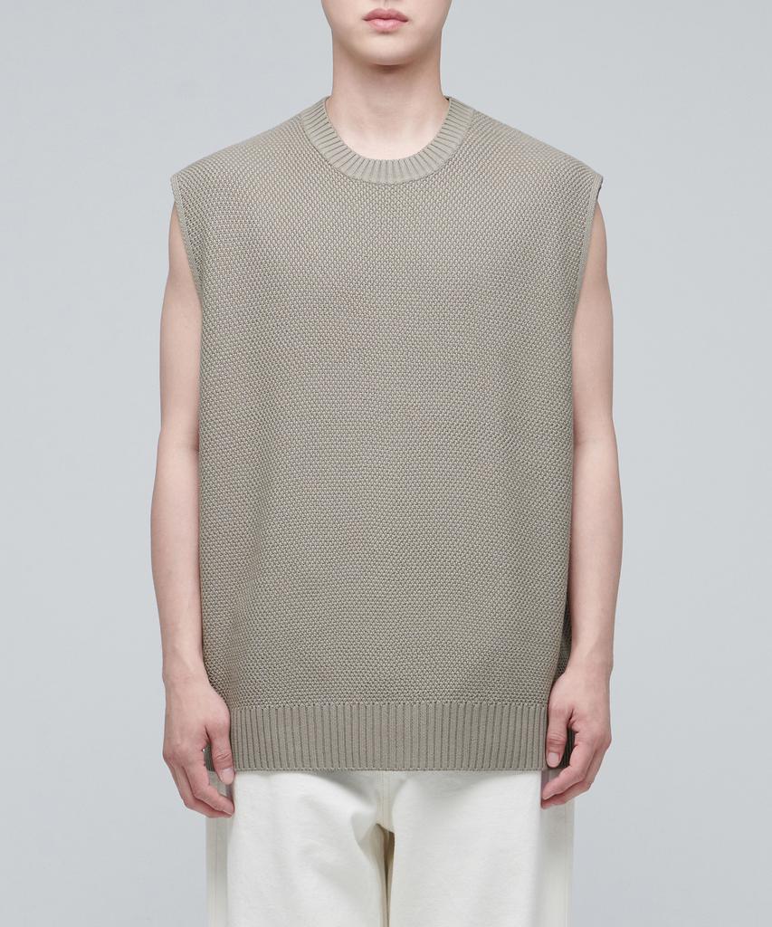 Musinsa Standard Textured Crew Neck Knit Vest [Beige]