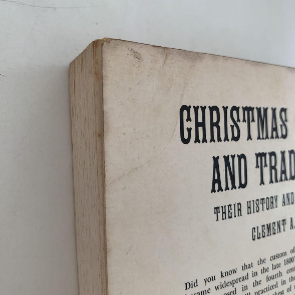 [USED] CHRISTMAS CUSTOMS AND TRADITIONS