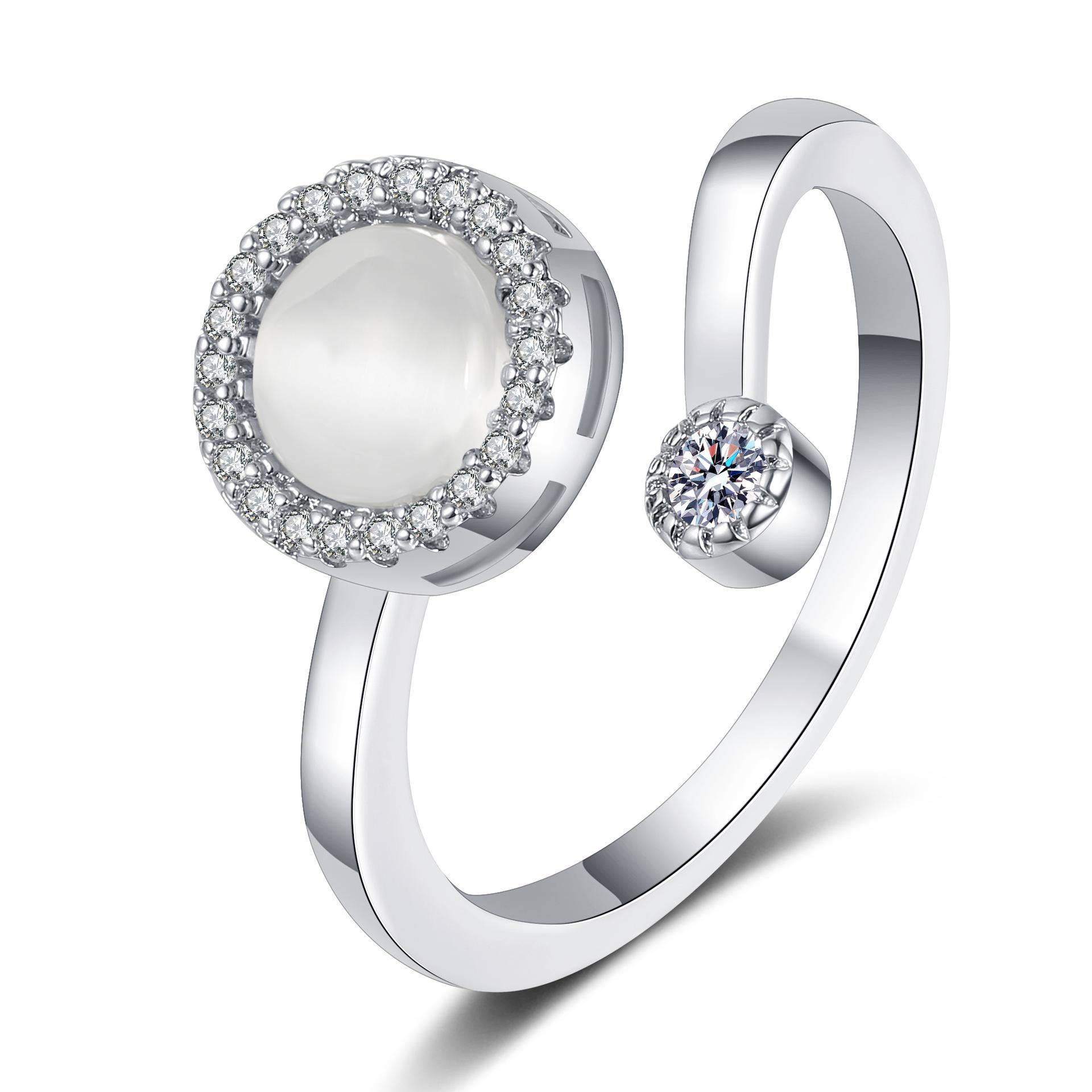 2026 Rotatable Ring Female Niche Design Fashion Personality Rotating Ring Tide Cold Wind Light Luxury Resizable